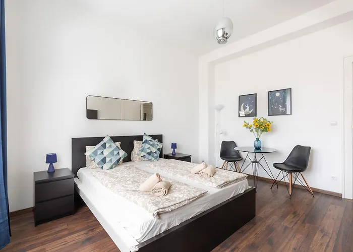Adorable And Charming 2br In Center, Astoria Lägenhet *