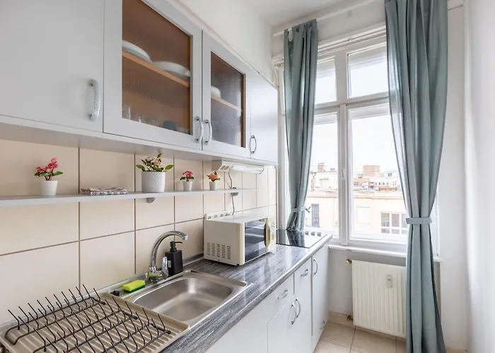 Lägenhet Adorable And Charming 2br In Center, Astoria